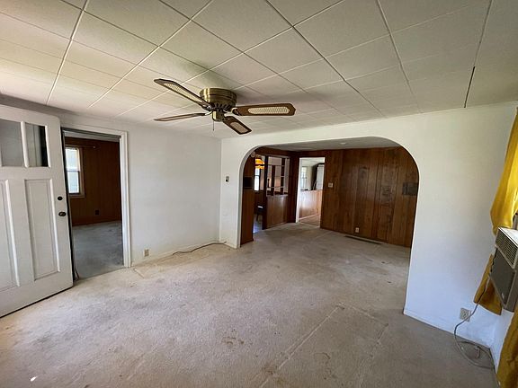 2nd image of 527 8th Ave