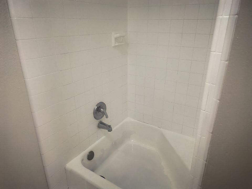 shower with tub