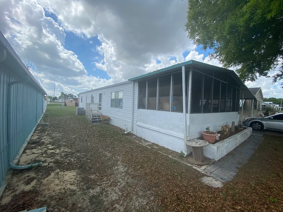 3233 Illinois Ave