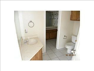 4th image of 1213 Orchard Park Cir