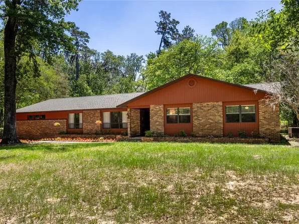 5725 NW 63rd Ct, Gainesville, FL 32653