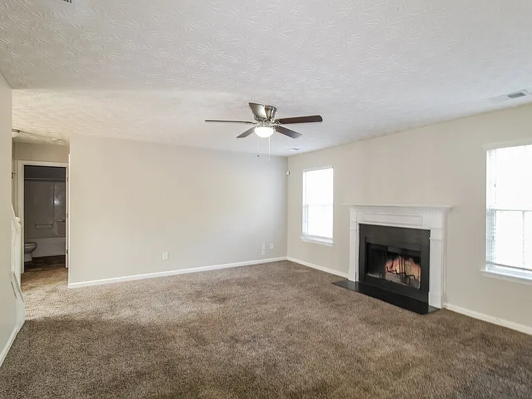 296 Millstone Dr — Photo 4