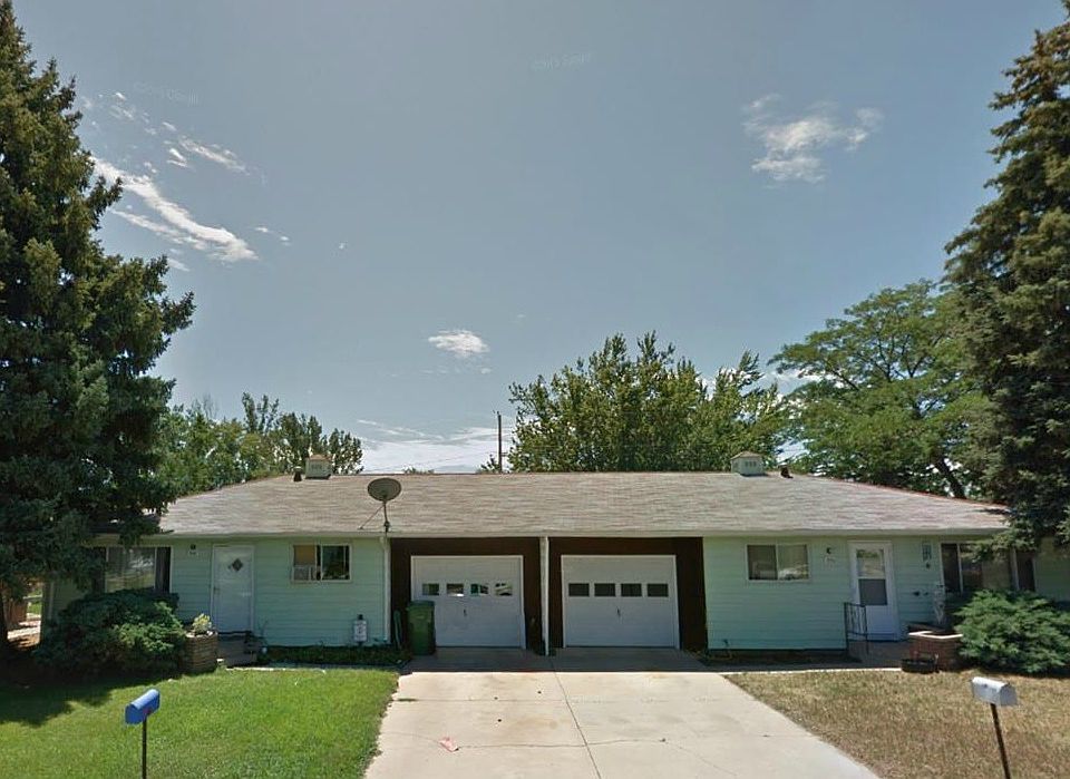 2nd image of 928 16th St SW