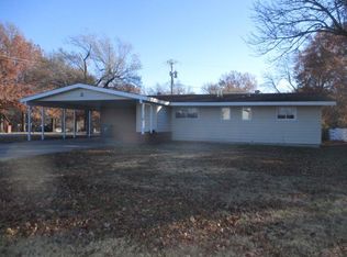 101 Wilshire Blvd, Coffeyville, KS 67337
