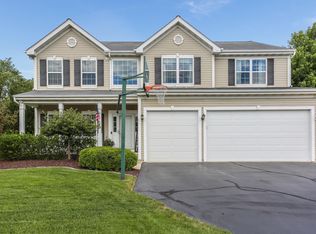 8220 64th St, Kenosha, WI 53142