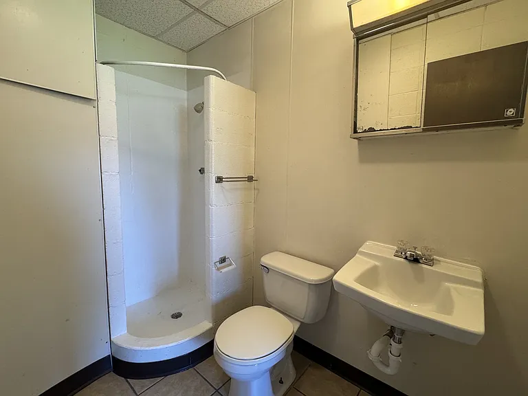 535 S Lincoln St #13 — Photo 7