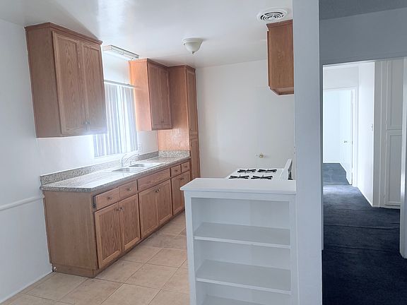 2nd image of 7319 Variel Ave #4