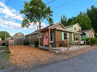 108 4th St, Saratoga Springs, NY 12866