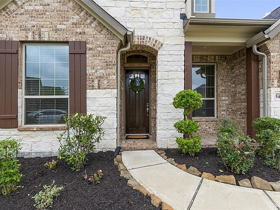 2nd image of 5414 Vista Bluff Ln