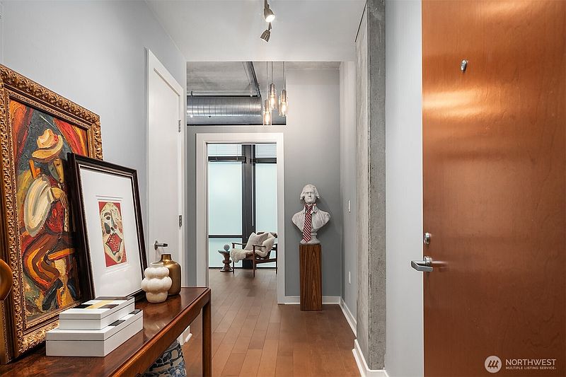 2nd image of 2720 3rd Avenue #405