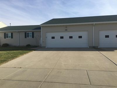 2016 14th St NW, Minot, ND, 58703