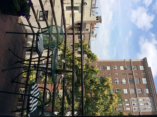 Rented by Francine Realty | media 16