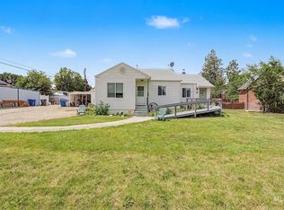 709 9th St S, Nampa, ID 83651