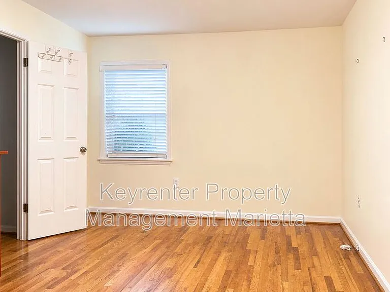 725 McBurnette Rd NE — Photo 19
