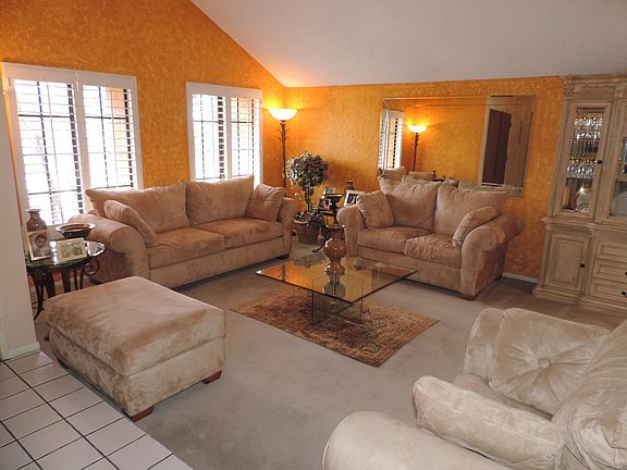 2nd image of 2138 Woodhollow Ln