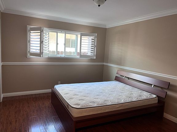 4th image of 3227 W Harpers Ferry Ct
