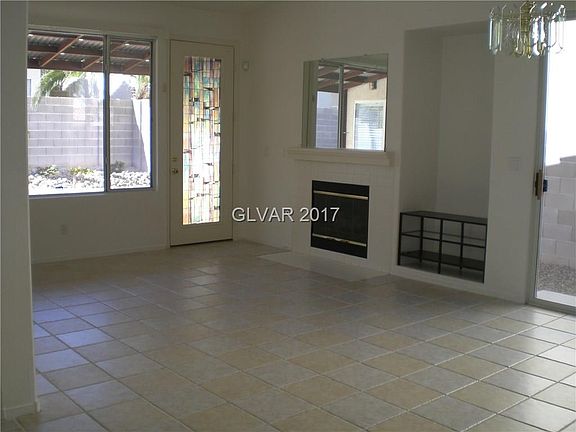 5th image of 1741 Del Mira Dr