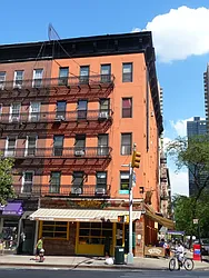 1370 First Avenue in Lenox Hill