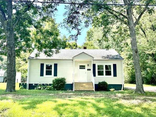 810 S Iredell Ave, Spencer, NC 28159