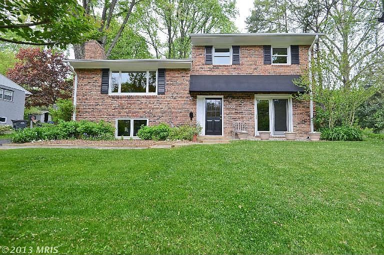 1st image of 1702 Strine Dr