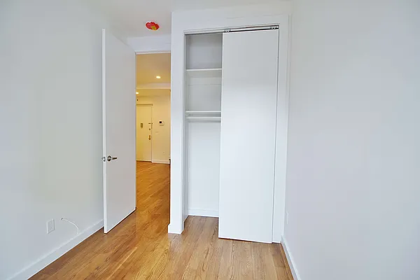 Rented by Julianna Realty Corp | media 13