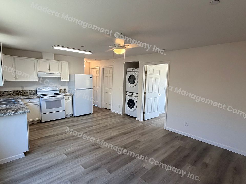 1st image of 728 S A St #100