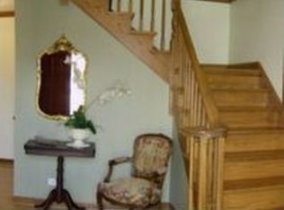 700 Chippewa Dr, Naperville, IL