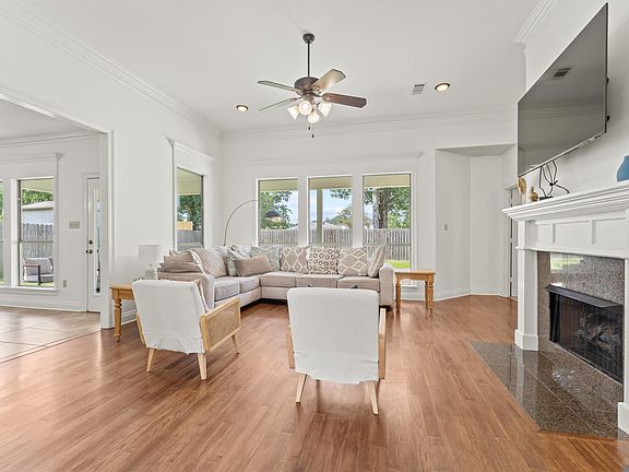 4th image of 40460 Misty Oak Ct
