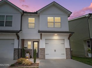 235 Harper Village Way, Lenoir City, TN 37771