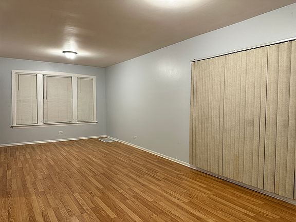 4th image of 2734 N 74th Ct #1