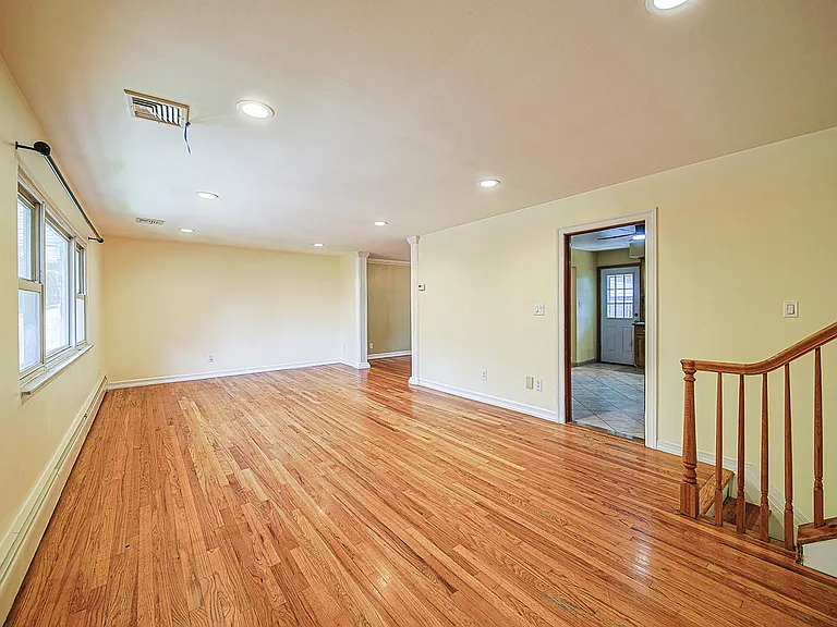 20 Shetland Ln #1 — Photo 5