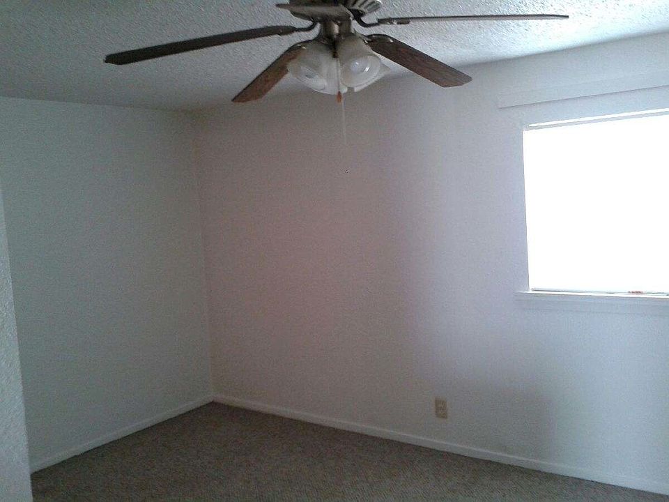 2nd image of 3304 W Highway 80 APT 18