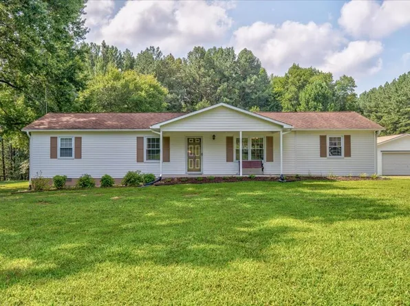 388 E Hightower Rd, Sutherlin, VA 24594