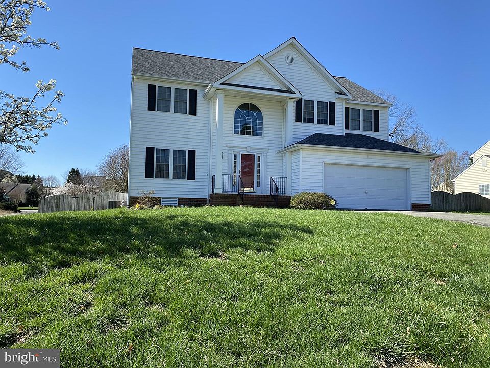 1st image of 8515 Steeplebush Pl