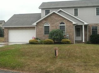 303 Linda Ln, Houston, PA 15342