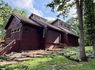 21101 Bittersweet Dr, Lenexa, KS 66220
