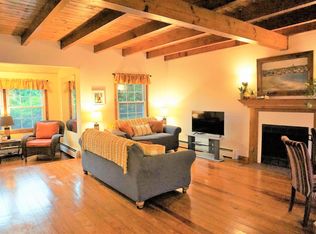 306 Oliphant Ln, Middletown, RI 02842