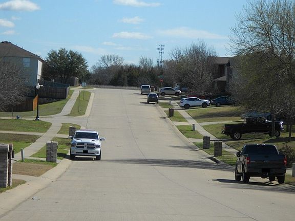 5th image of 3508 Bluff Creek Ln