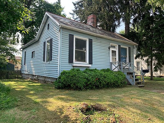 2nd image of 1063 Moxahala Ave