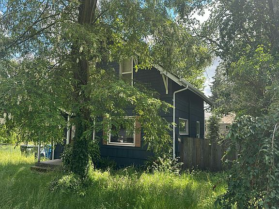 2nd image of 806 120th St S