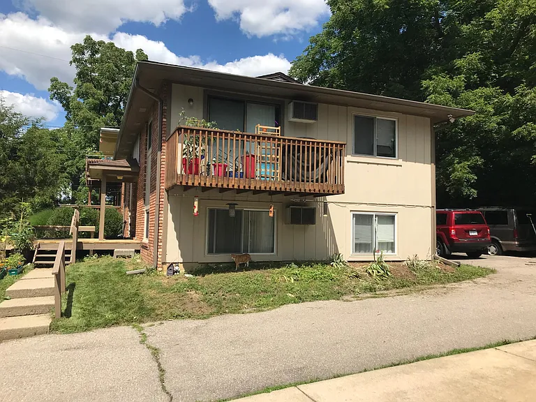 Balcony of upper unit
Plus parking behind unit