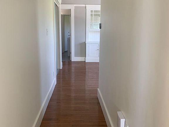 3rd image of 752 40th St #4