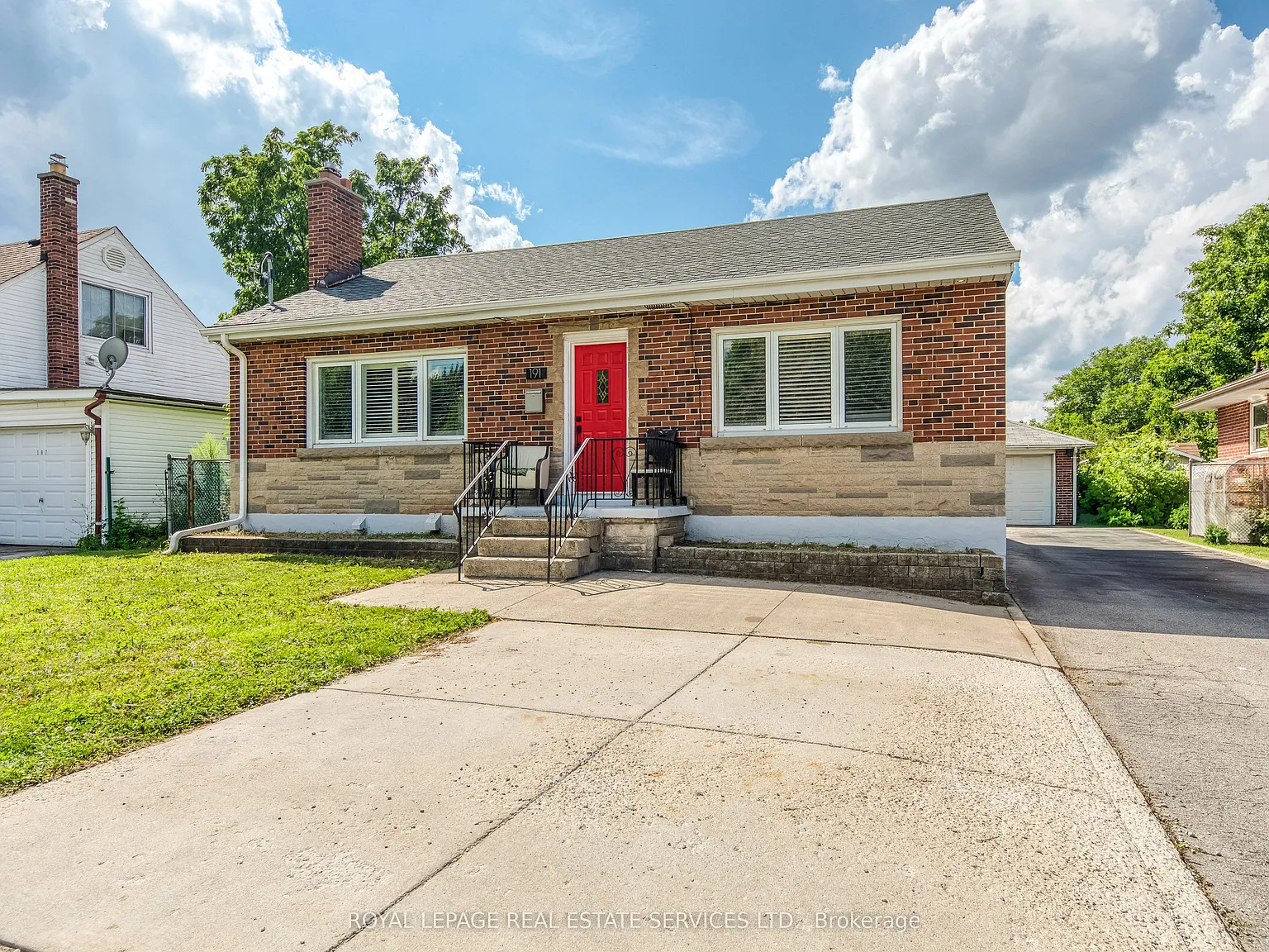 3 bed, $2,500 — Photo 2