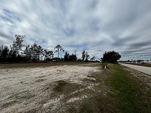 5th image of 1826 NE 37TH STREET LOT 25