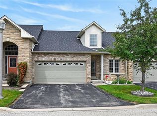 16 Appalachian Trl, Hamilton, ON L9B2X8