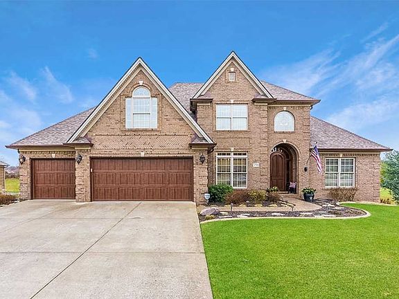 2nd image of 356 Highland Lakes Dr