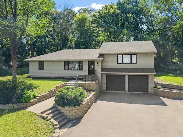 18741 Highview Ave, Lakeville, MN 55044