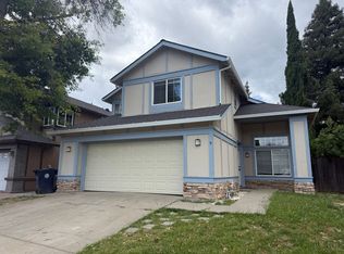 9 Raindrop Ct, Sacramento, CA 95823
