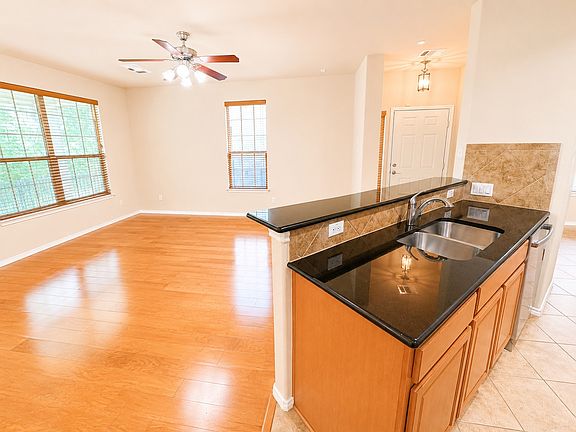 3rd image of 1310 W Parmer Ln APT 1503
