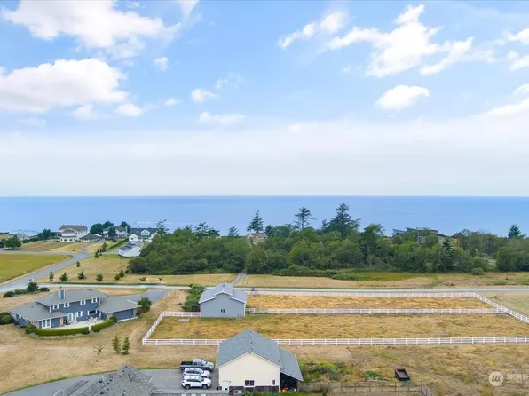 1060 American Lane, Coupeville, WA 98239